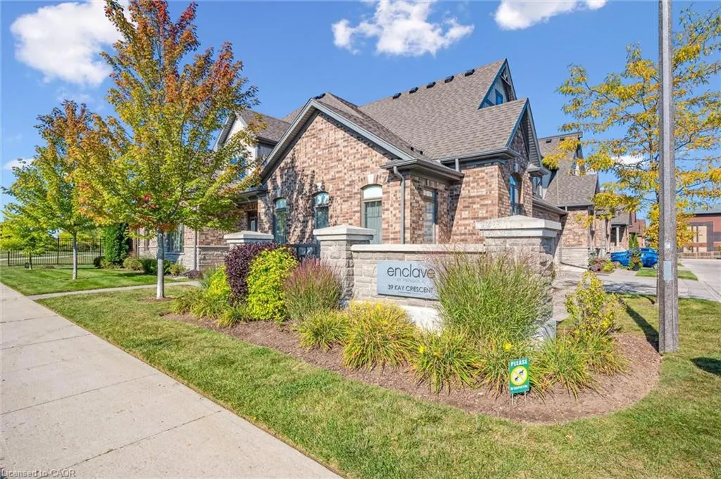 39 Kay Crescent, #1