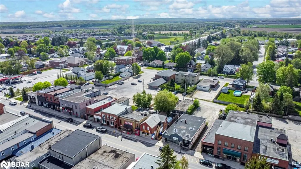 27 Queen Street West