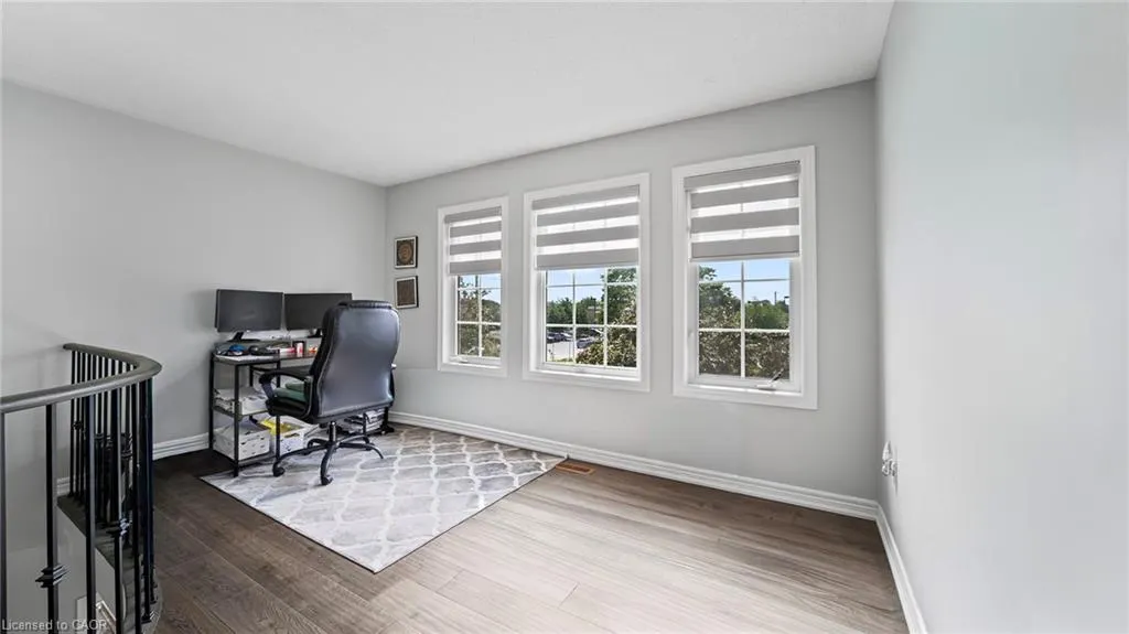 2437 West Ham Road, #Upper