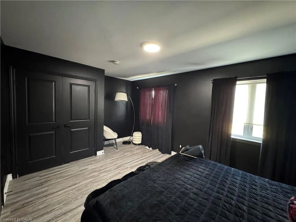 8196 Mcleod Road, #2 Upper