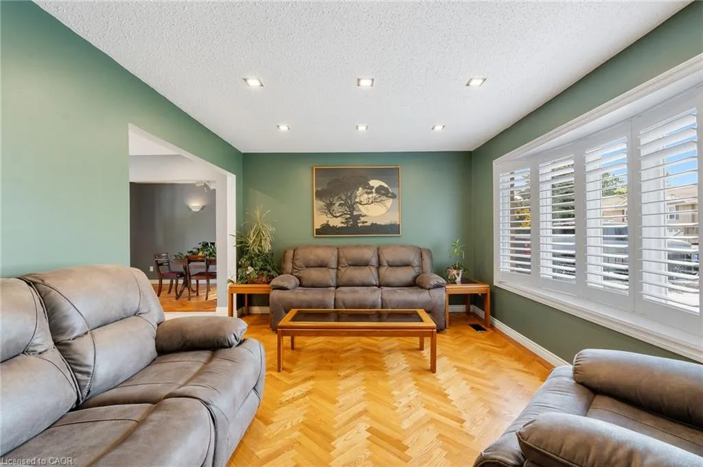 25 Burke Drive