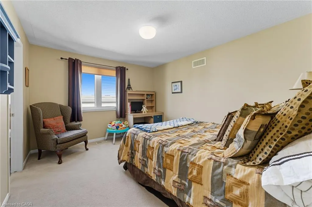 58 Winding Wood Crescent
