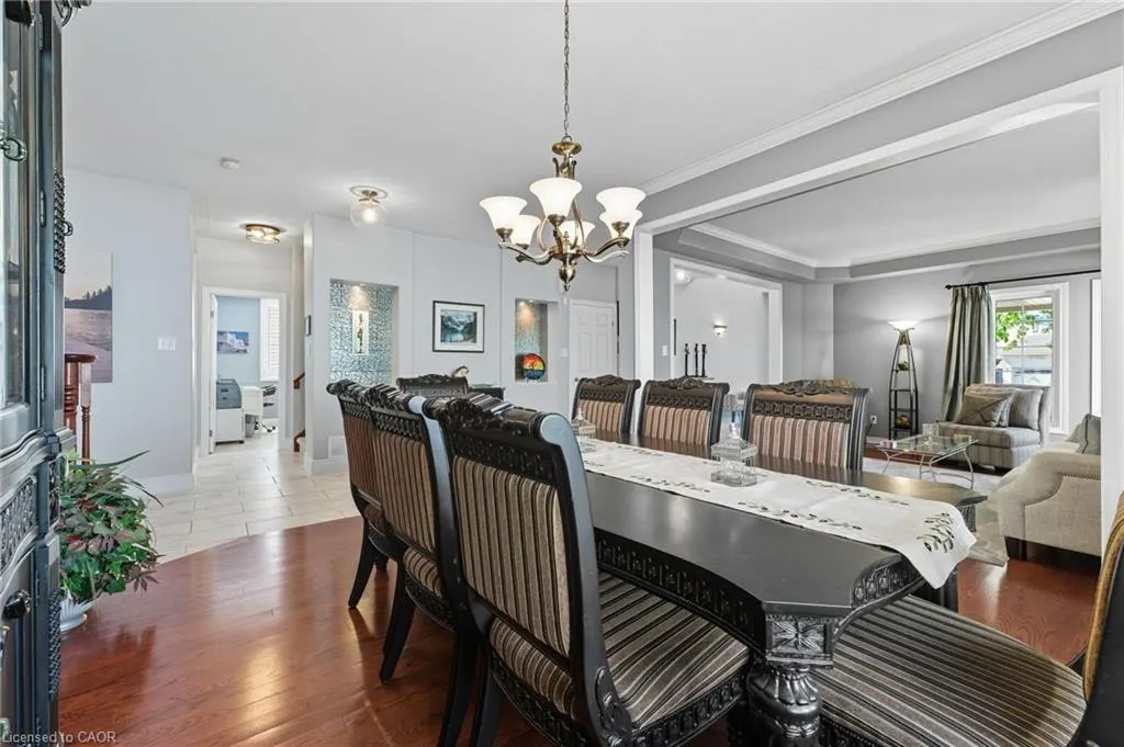 58 Winding Wood Crescent