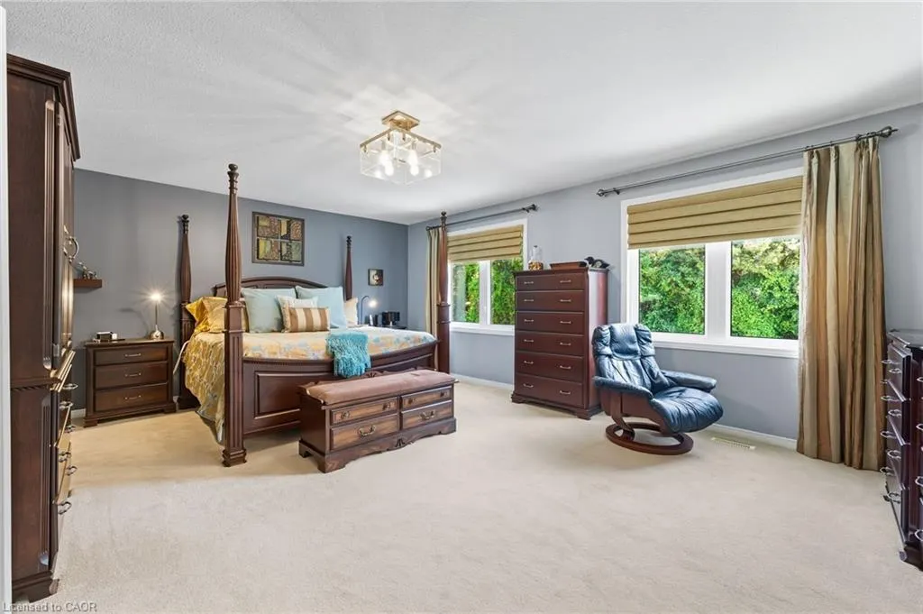58 Winding Wood Crescent