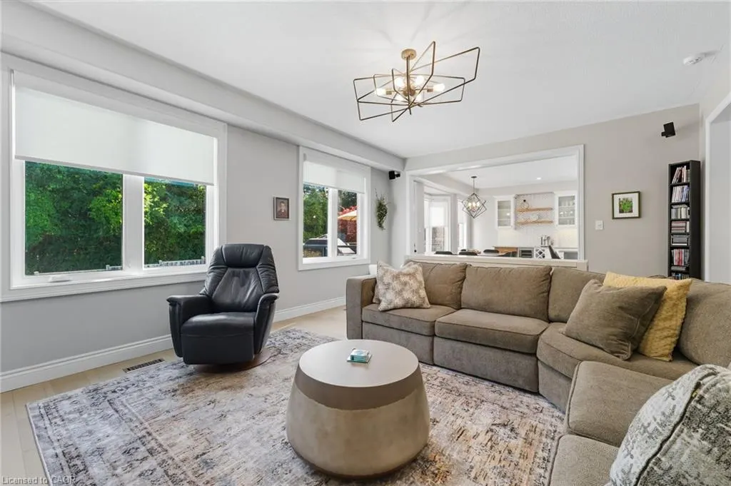 58 Winding Wood Crescent