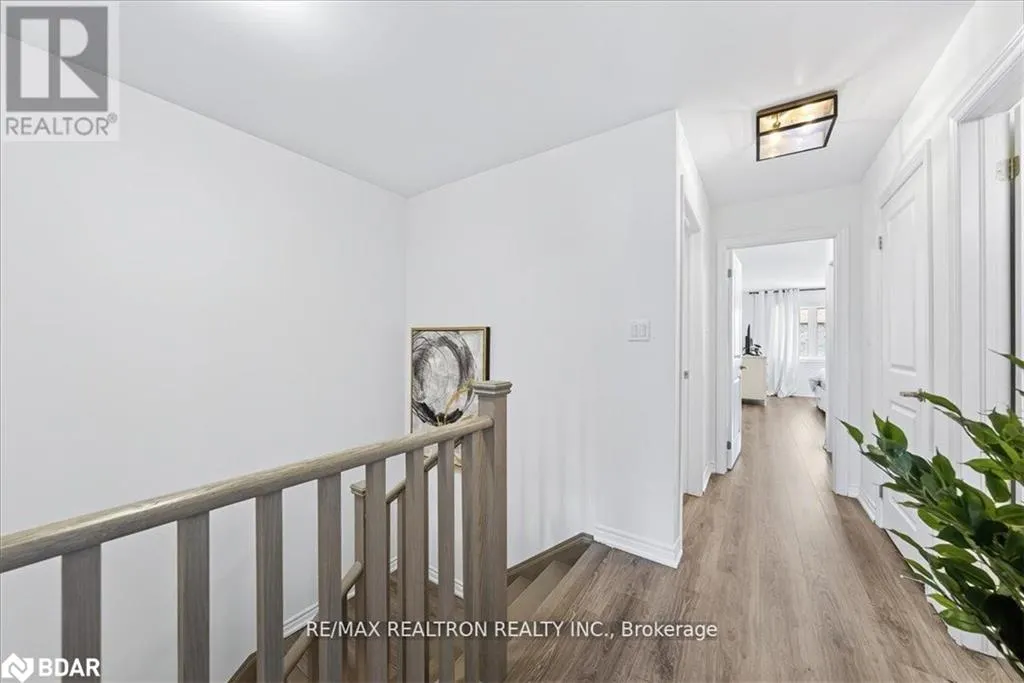 84 Ferragine Crescent