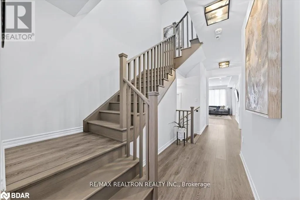 84 Ferragine Crescent