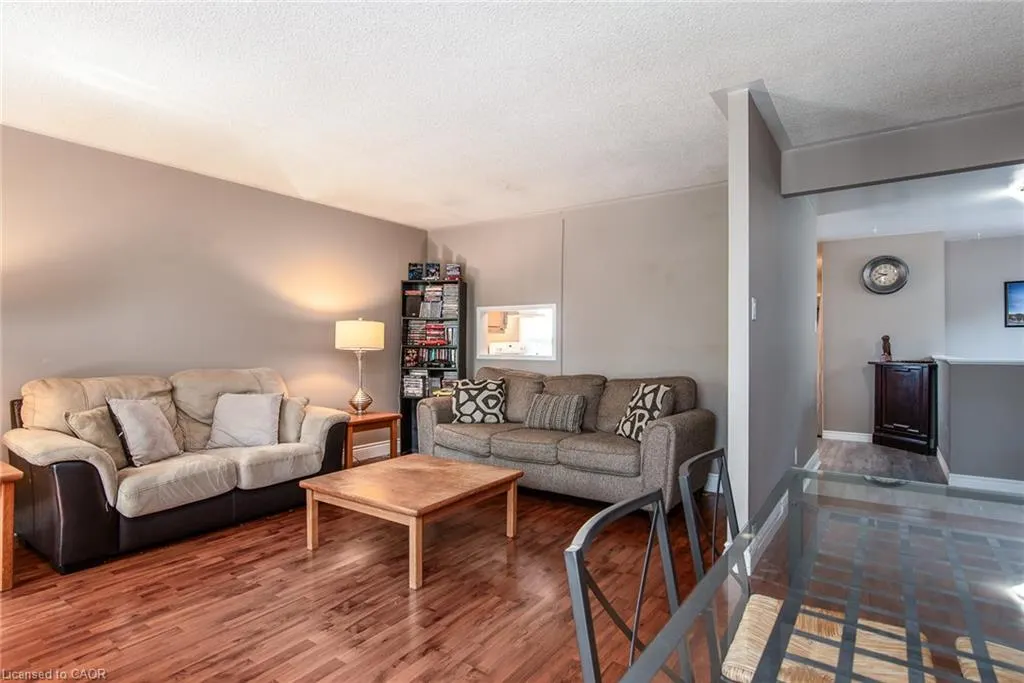 173 Silver Aspen Crescent