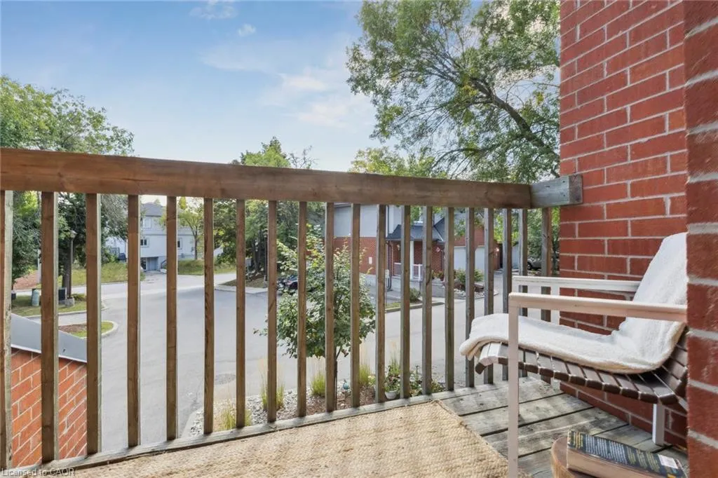 89 Woolwich Street, #27