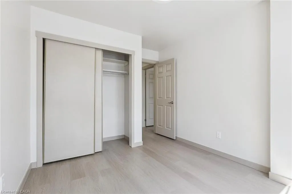 89 Woolwich Street, #27