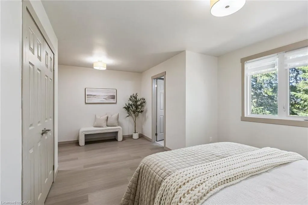 89 Woolwich Street, #27