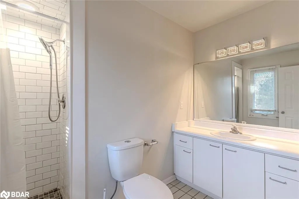 16 Autumn Lane, #Upper