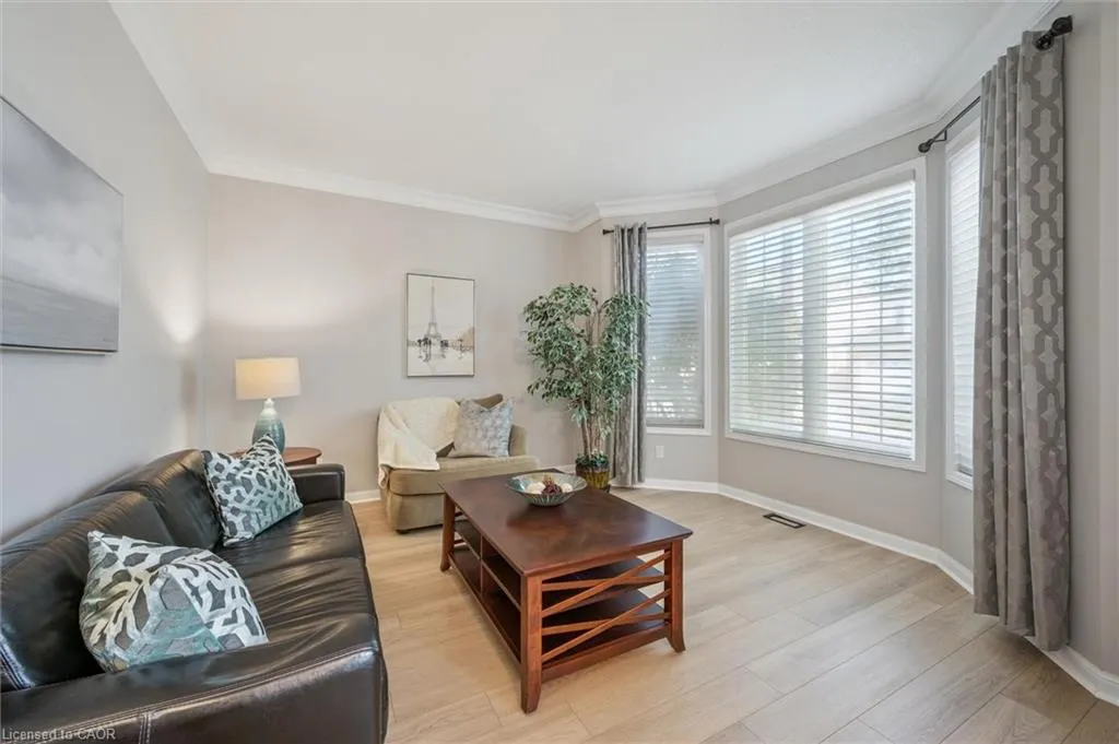 79 Zieman Crescent