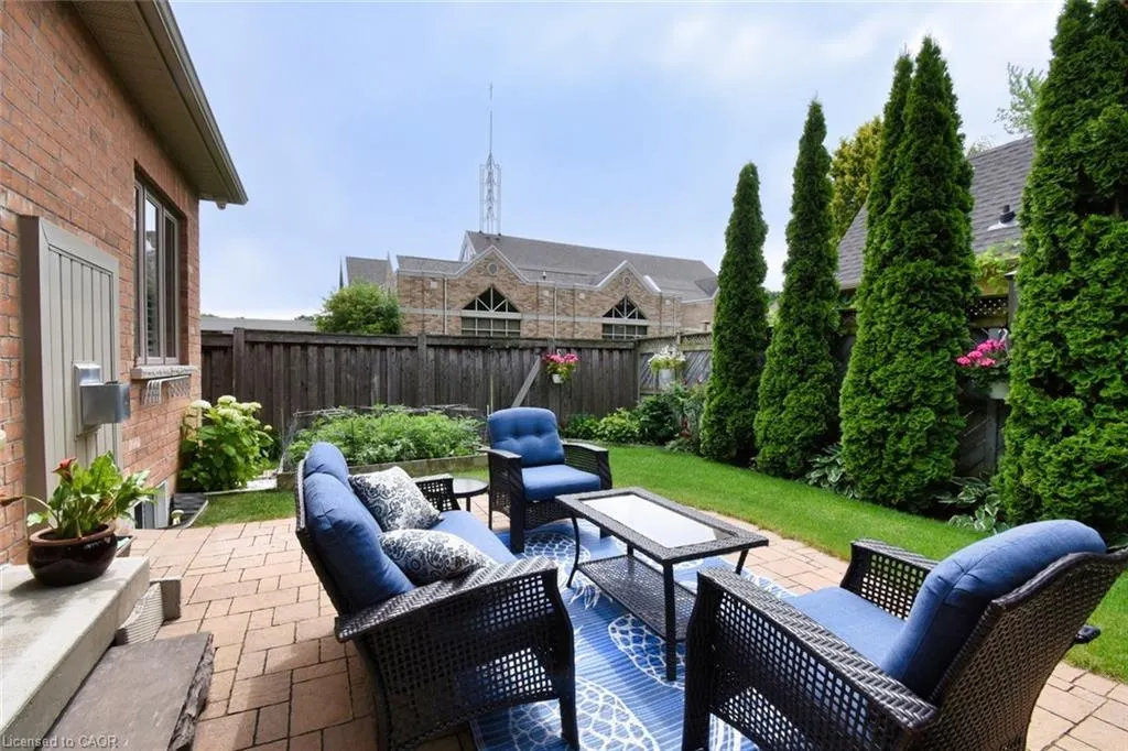288 Main Street E, #4