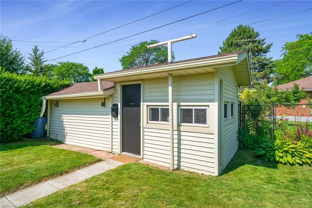 7 Kamla Drive