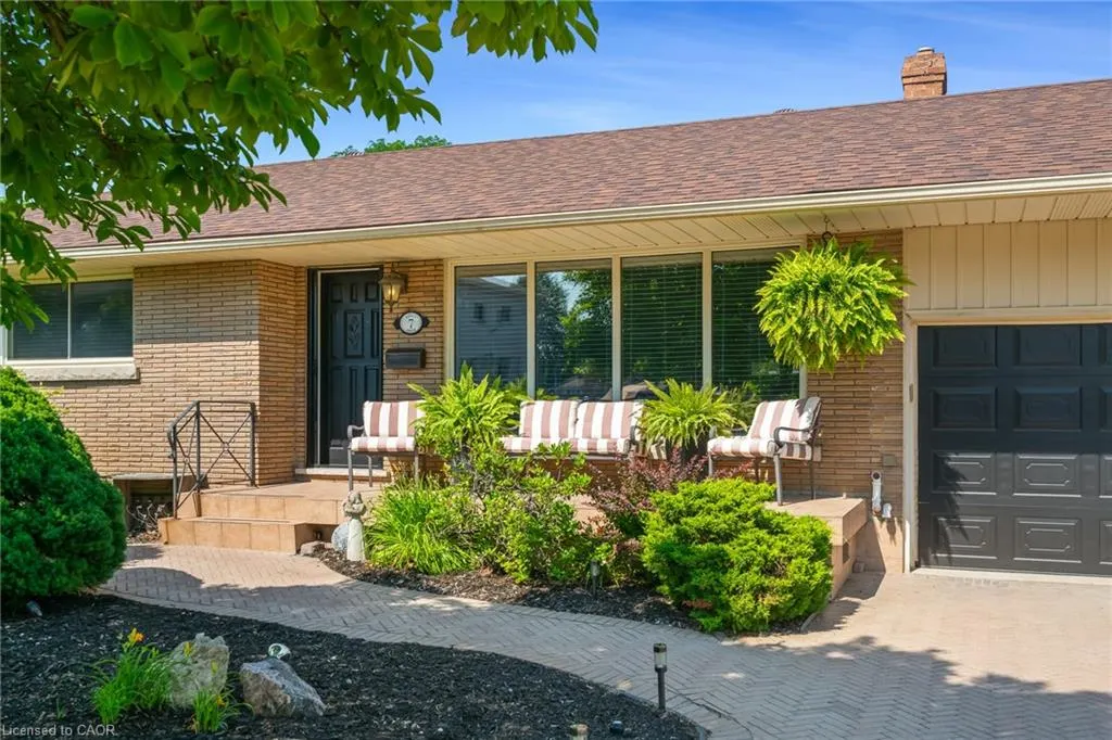 7 Kamla Drive
