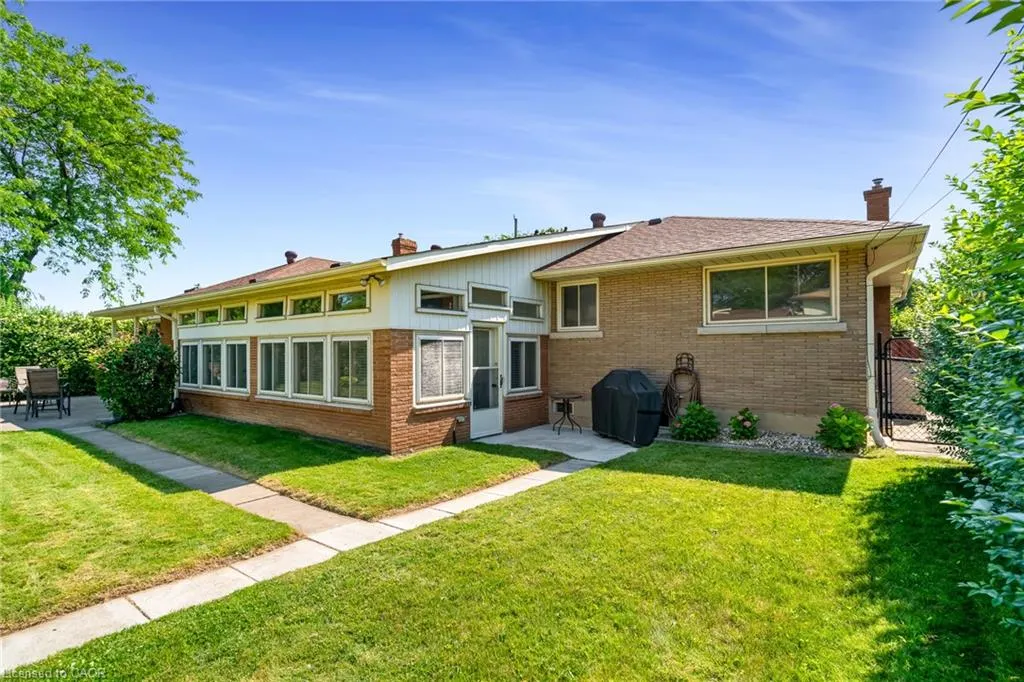 7 Kamla Drive