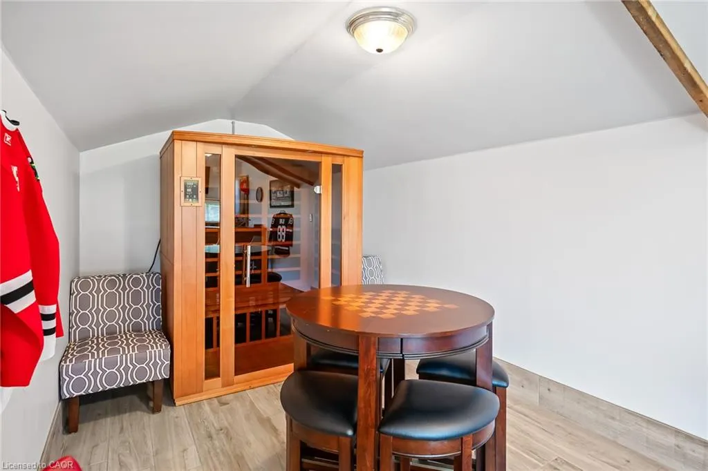 7 Kamla Drive