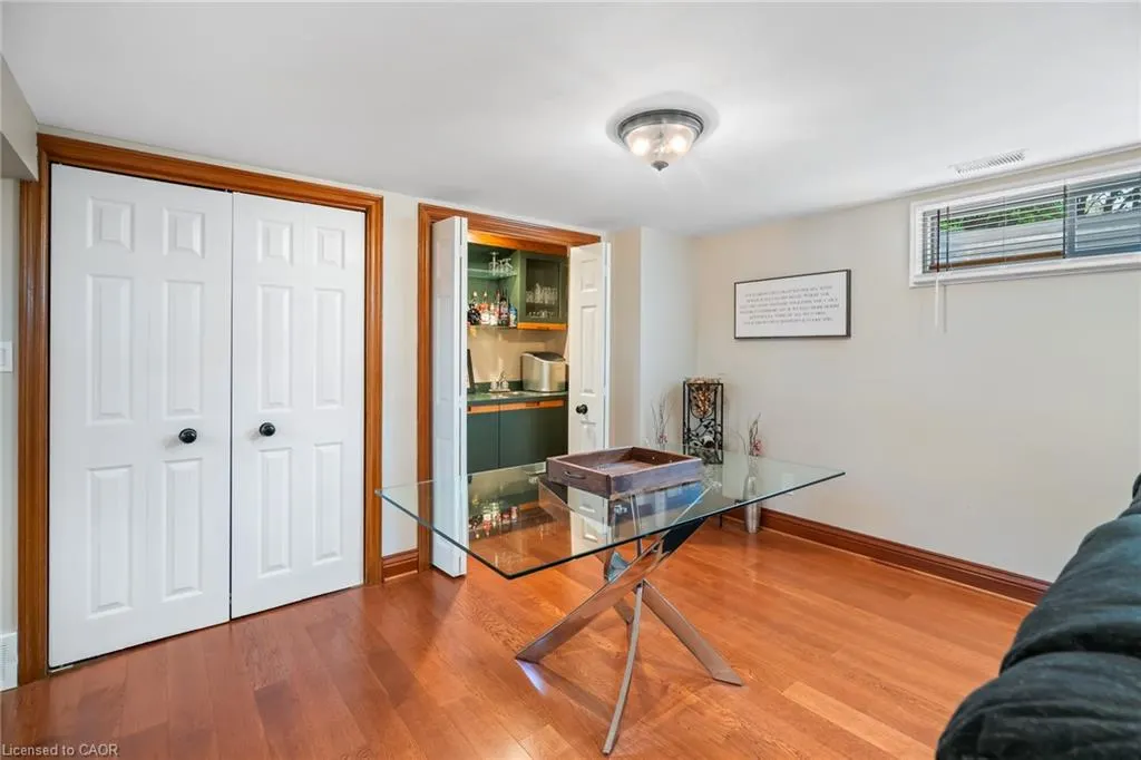 7 Kamla Drive