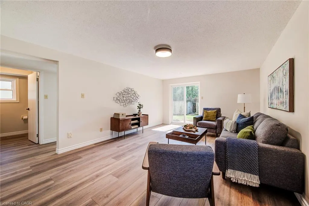 463 Thorndale Drive