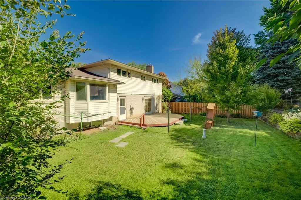 15 Buttonwood Drive