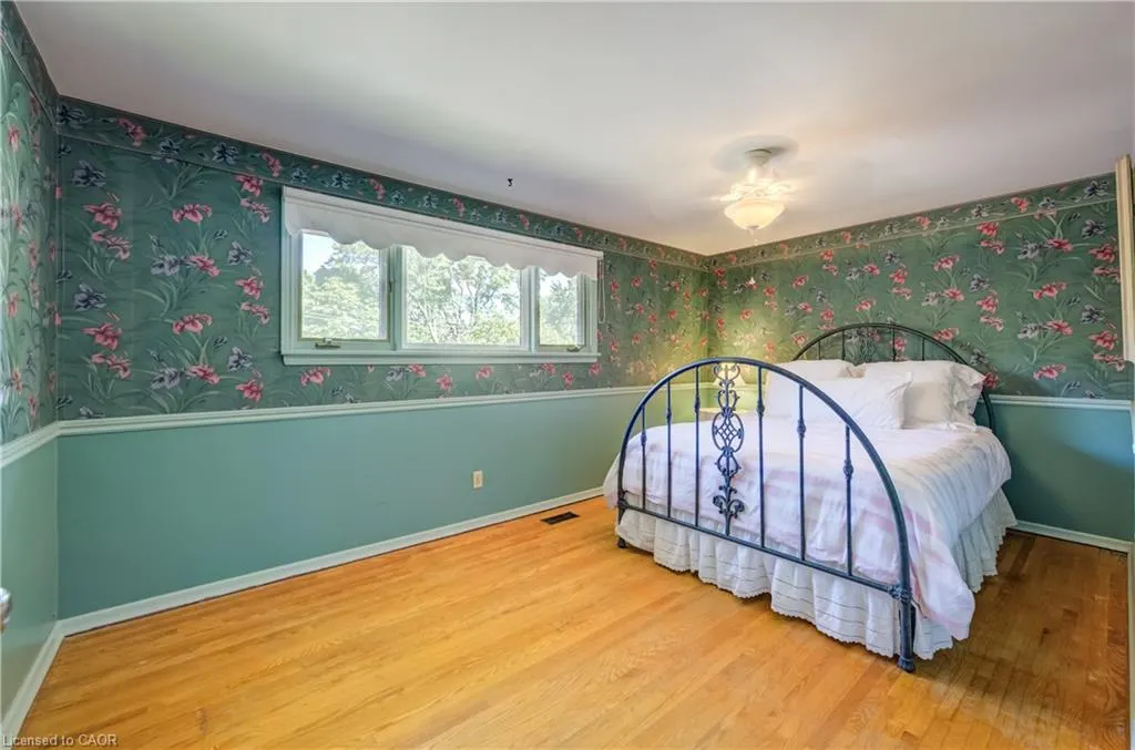 15 Buttonwood Drive