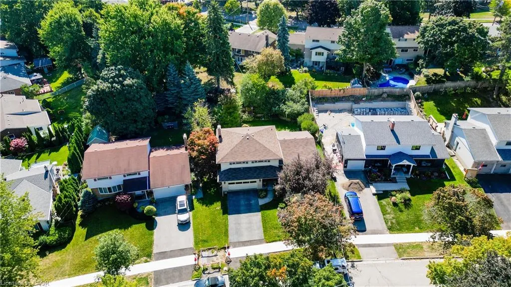 15 Buttonwood Drive