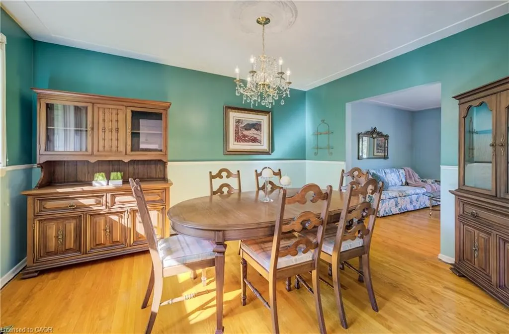 15 Buttonwood Drive