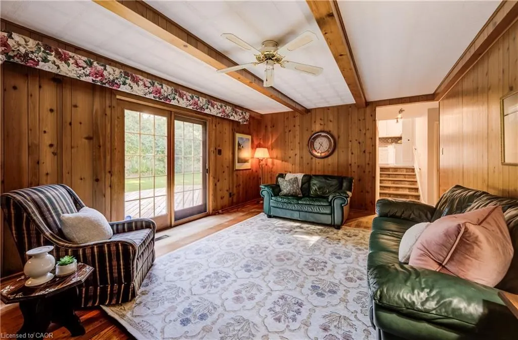 15 Buttonwood Drive