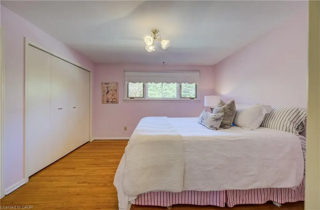 15 Buttonwood Drive