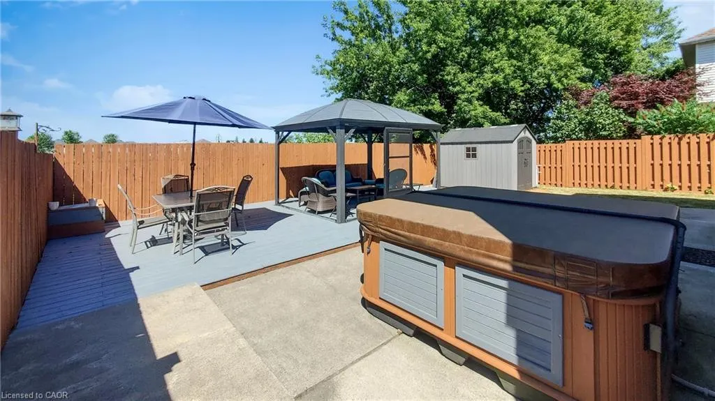 183 Alderlea Avenue