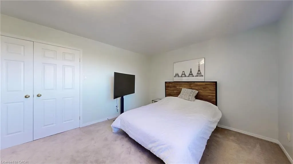 183 Alderlea Avenue