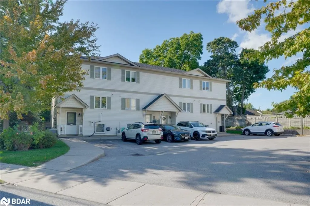 440 Yonge Street, #A4