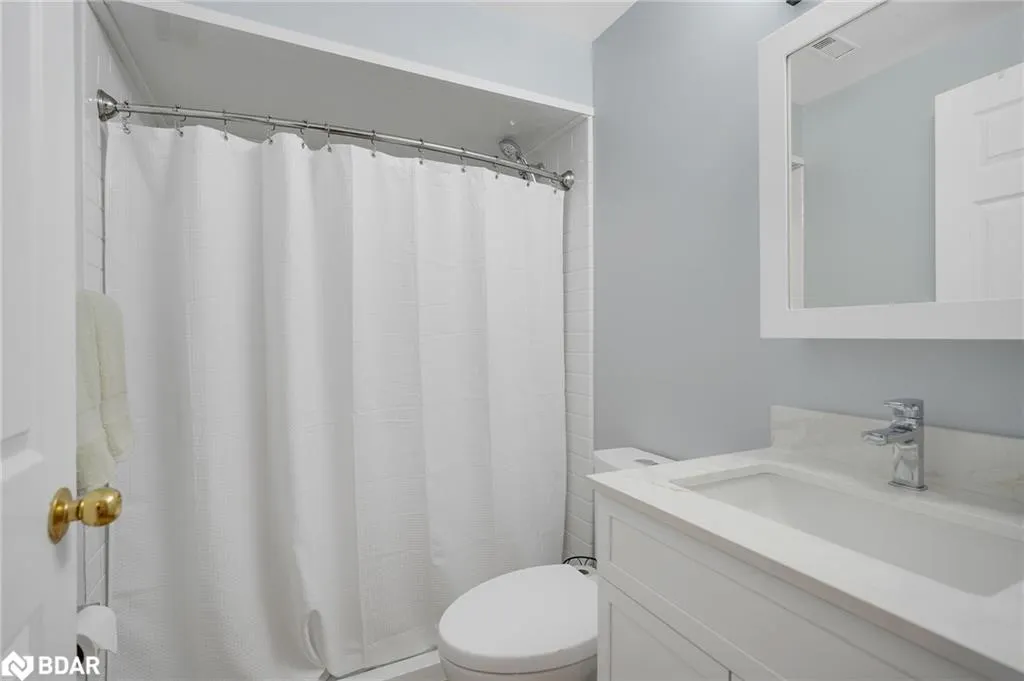 440 Yonge Street, #A4