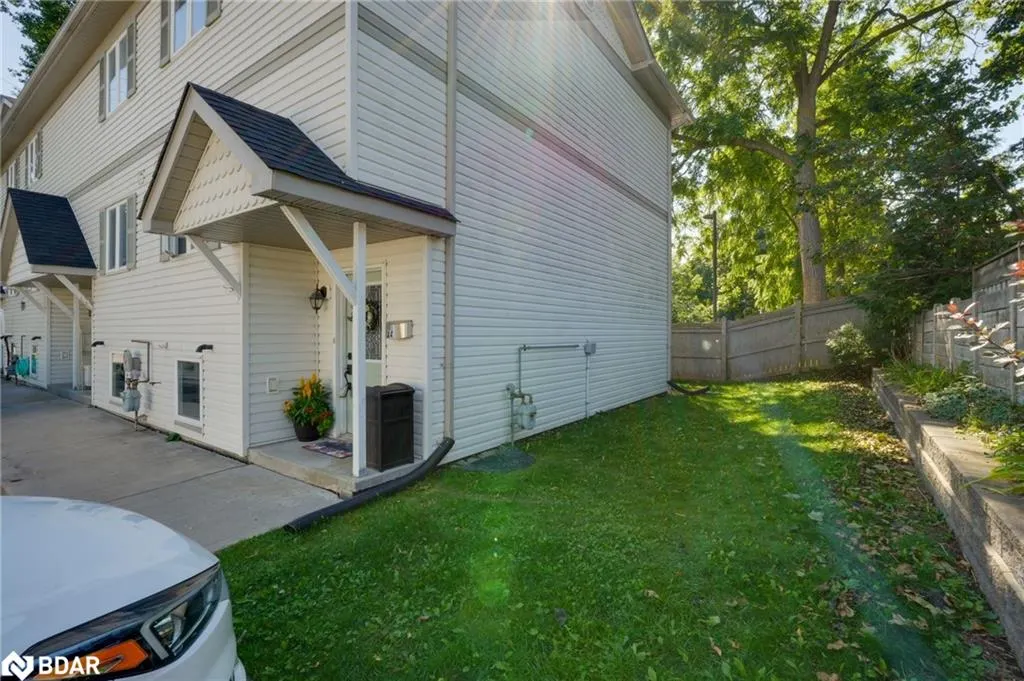 440 Yonge Street, #A4