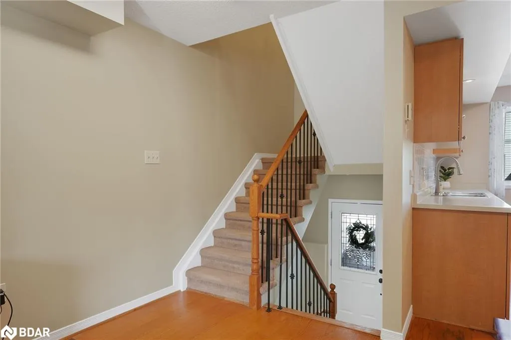 440 Yonge Street, #A4