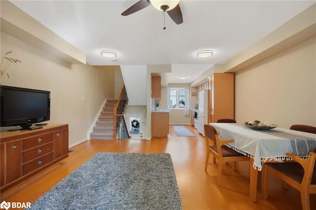 440 Yonge Street, #A4