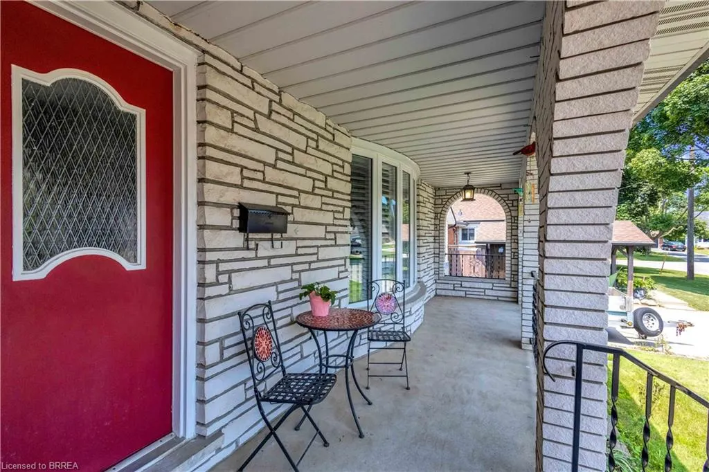 32 Thornton Drive