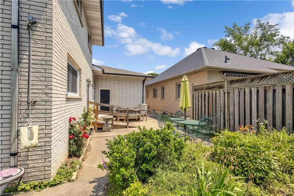 32 Thornton Drive