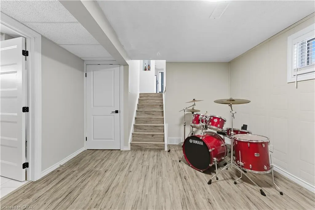 117 Northlake Drive, #A