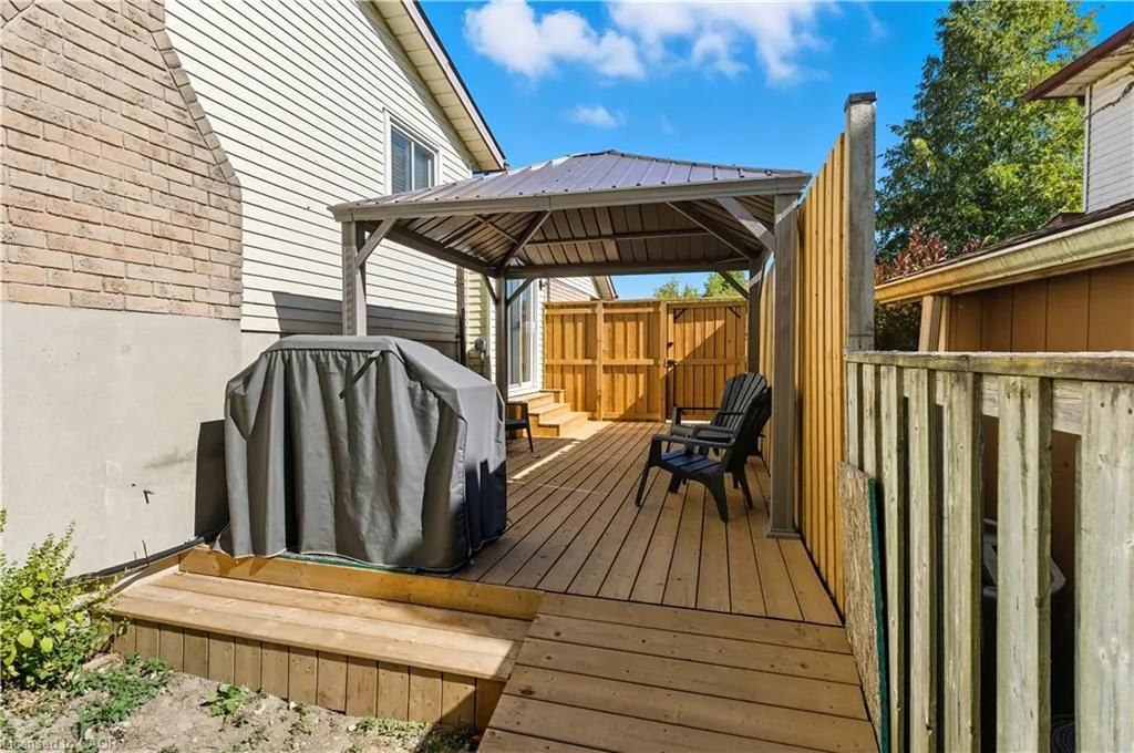 117 Northlake Drive, #A