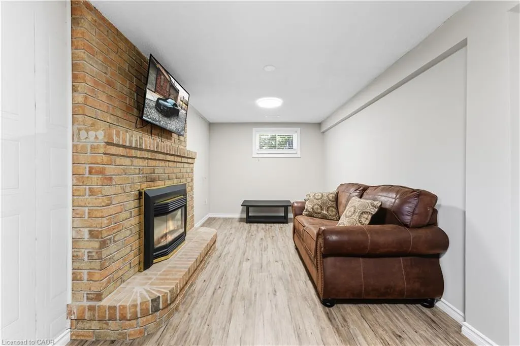 117 Northlake Drive, #A