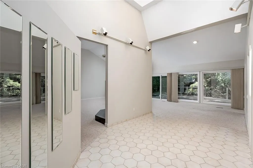 4189 Inglewood Drive