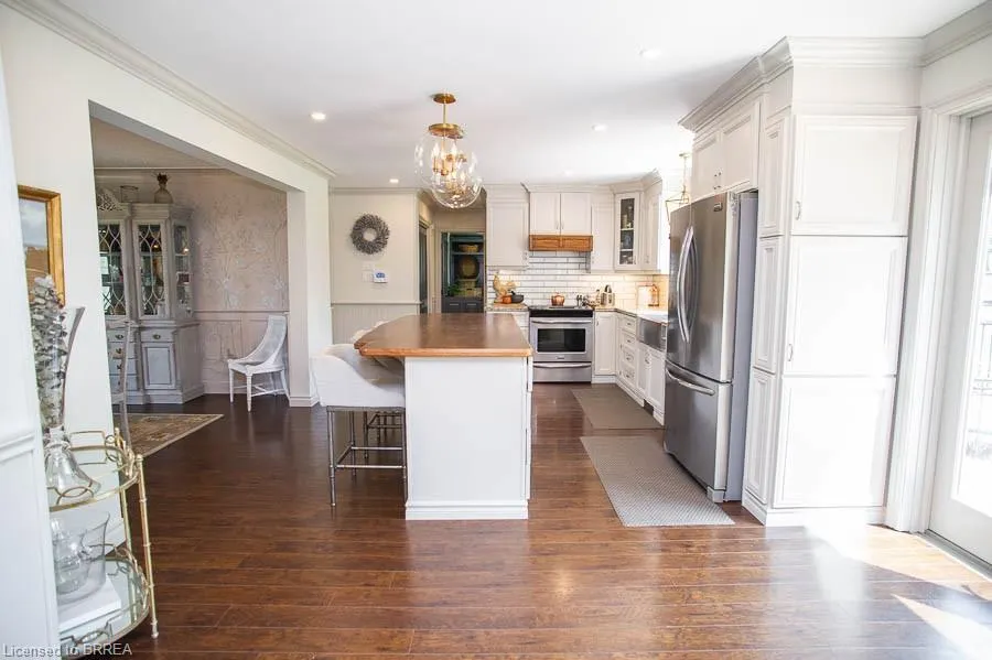 92 Highland Drive