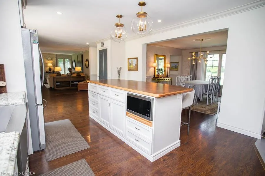 92 Highland Drive