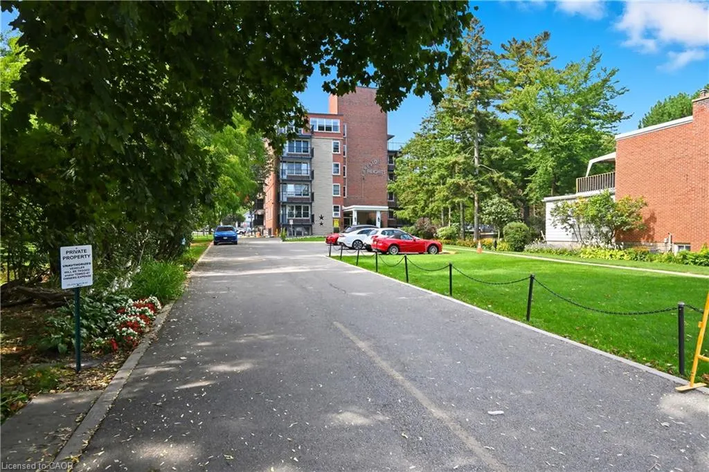 1377 Lakeshore Road, #104