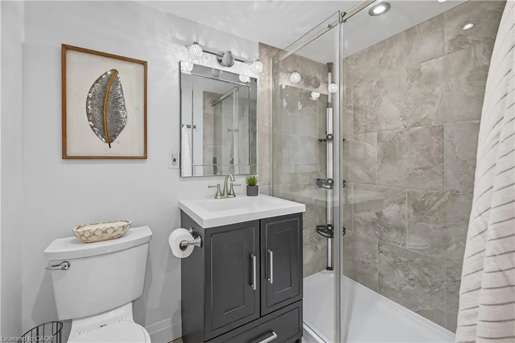 1377 Lakeshore Road, #104