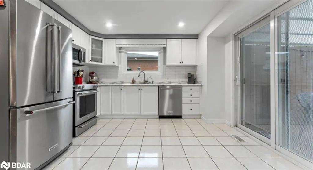47 Ruffian Road