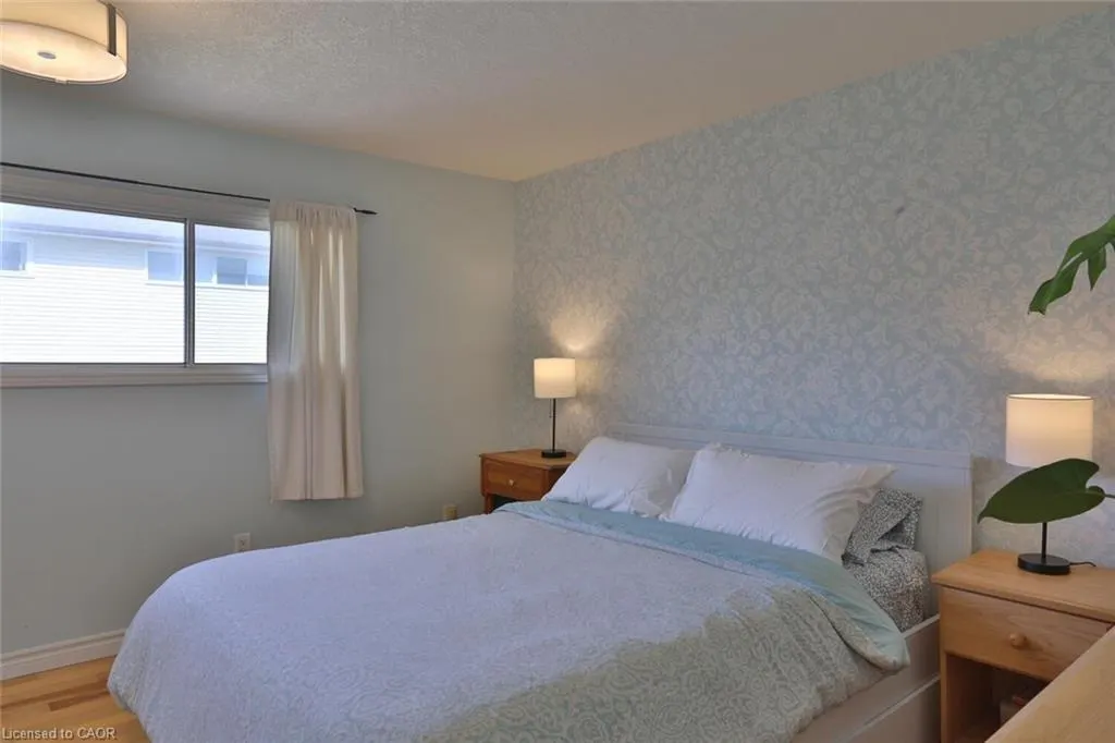 1085 Queens Boulevard, #6