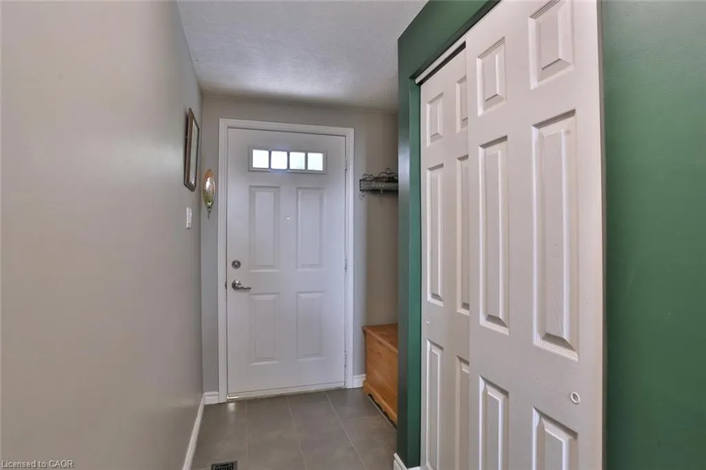1085 Queens Boulevard, #6